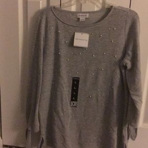 Liz Claiborne Ruffle sweatshirt large